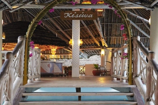 266531299.jpg