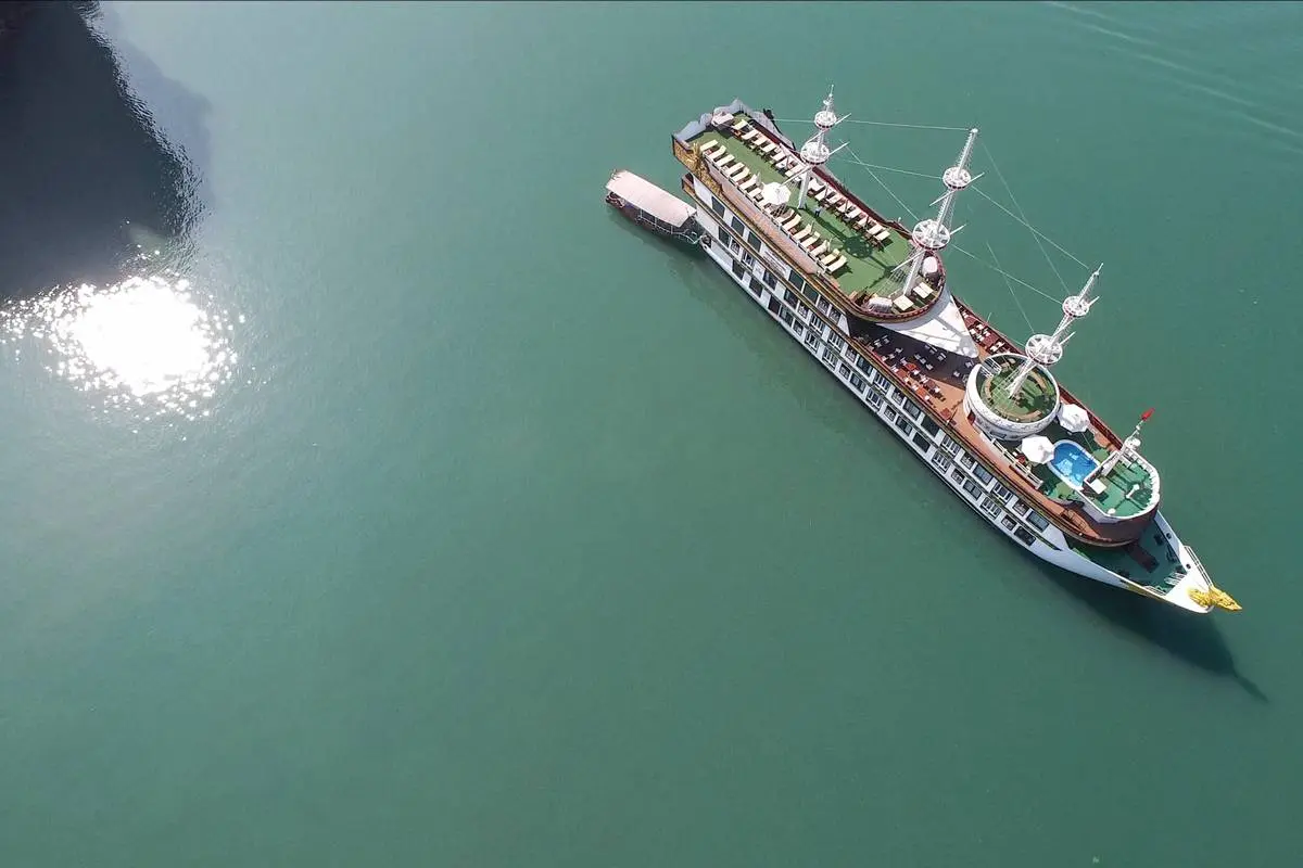 halong-bay-luxury-cruise-dragon-legend_6_2017_01.jpg