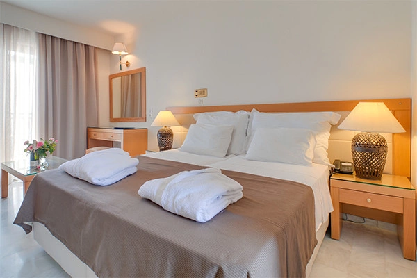 vue_864653_pgbighd.jpg