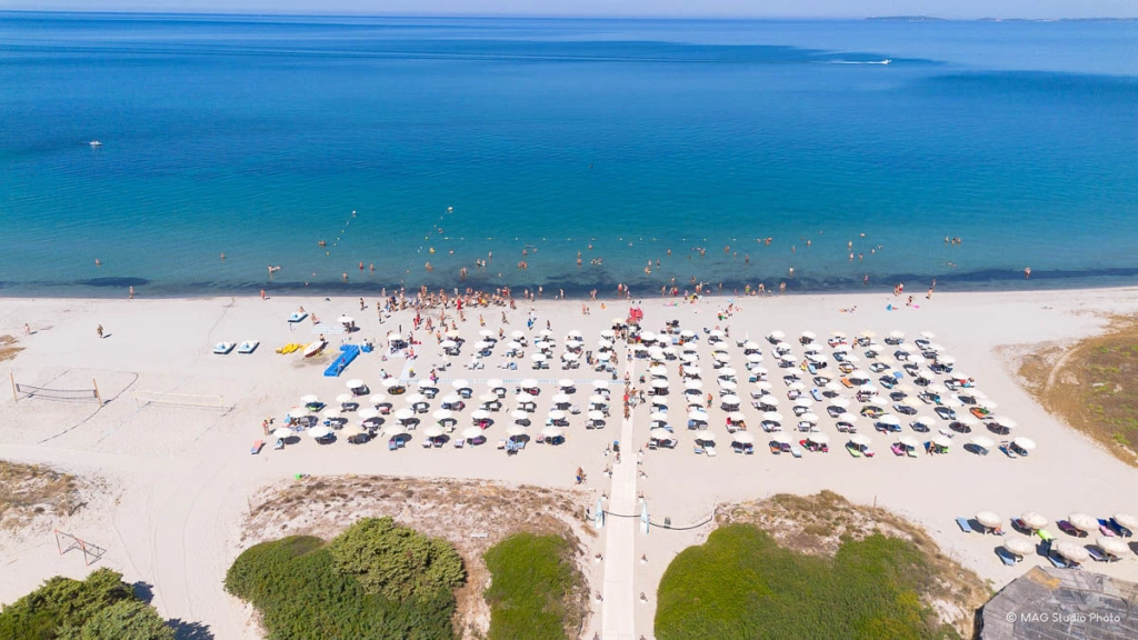 resort-spiaggia-sardegna-01.jpg