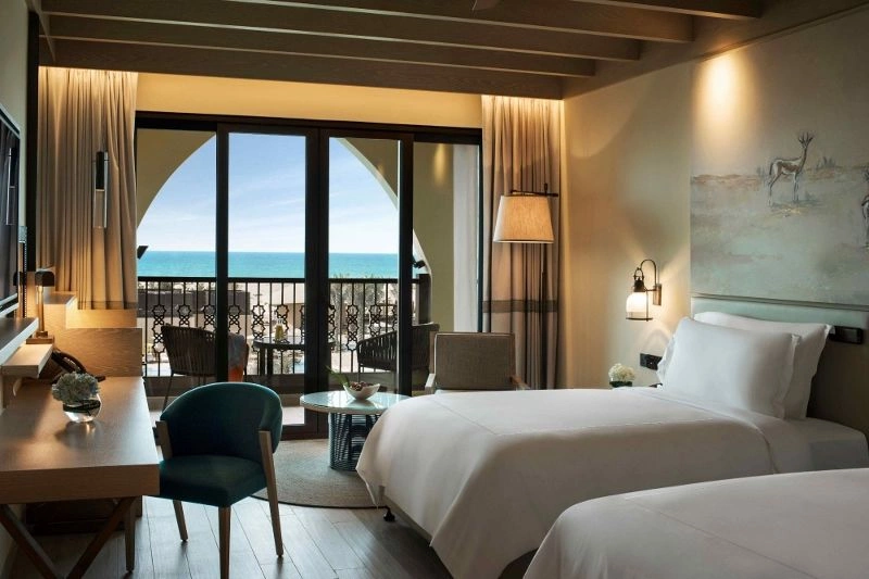 saadiyat-rotana-resort_(2)_(800x533).jpg