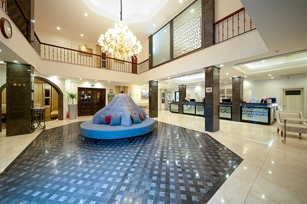 vue_884088_pgbighd.jpg