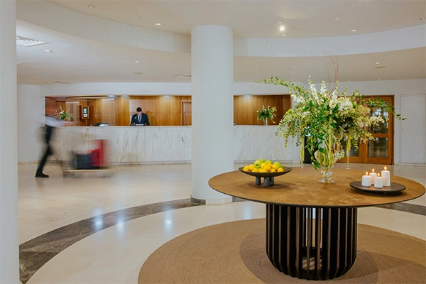 vue_885353_pgbighd.jpg