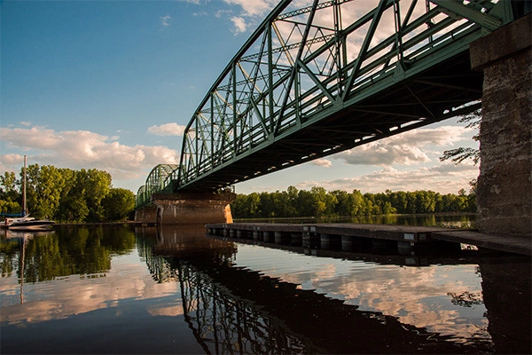 vue_884890_pgbighd.jpg