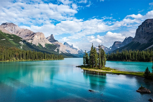 vue_885552_pgbighd.jpg