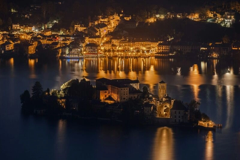 LAGO_2.jpg