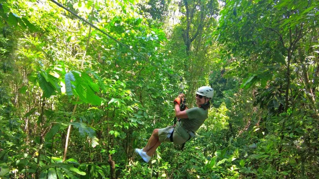 2023-03_Quepos_ZipLining_Consent_Helen_Heinel.jpg