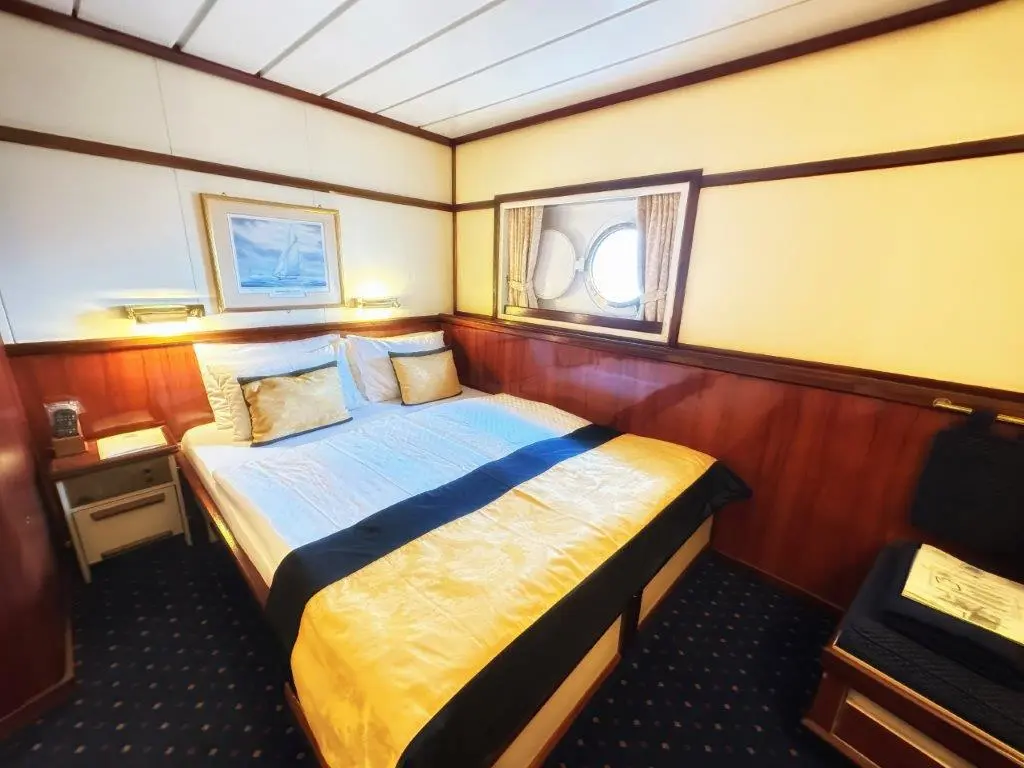 2023-03-Star-Clipper-cabin_8829-Heinel.jpg