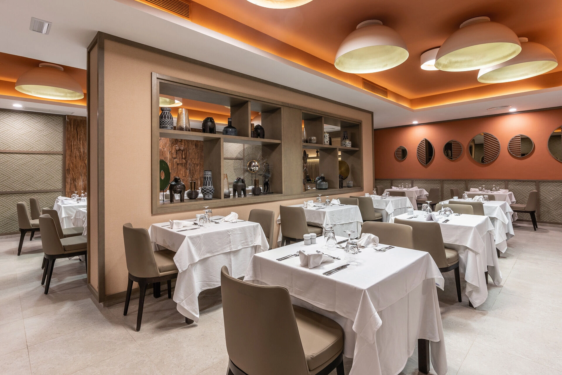 XZN_19_062_-_Main_restaurant.jpg