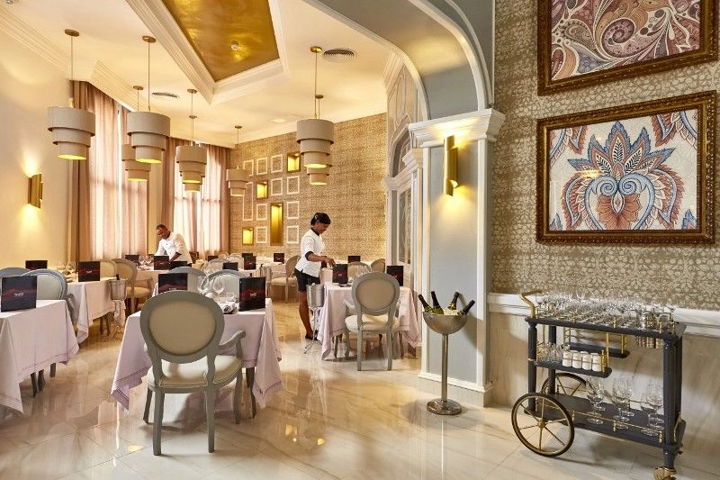 XPC_18_045_-_Fusion_restaurant.jpg