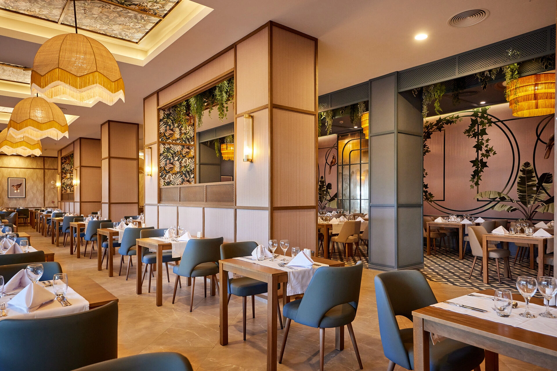 XMC_23_049_-_Main_restaurant.jpg