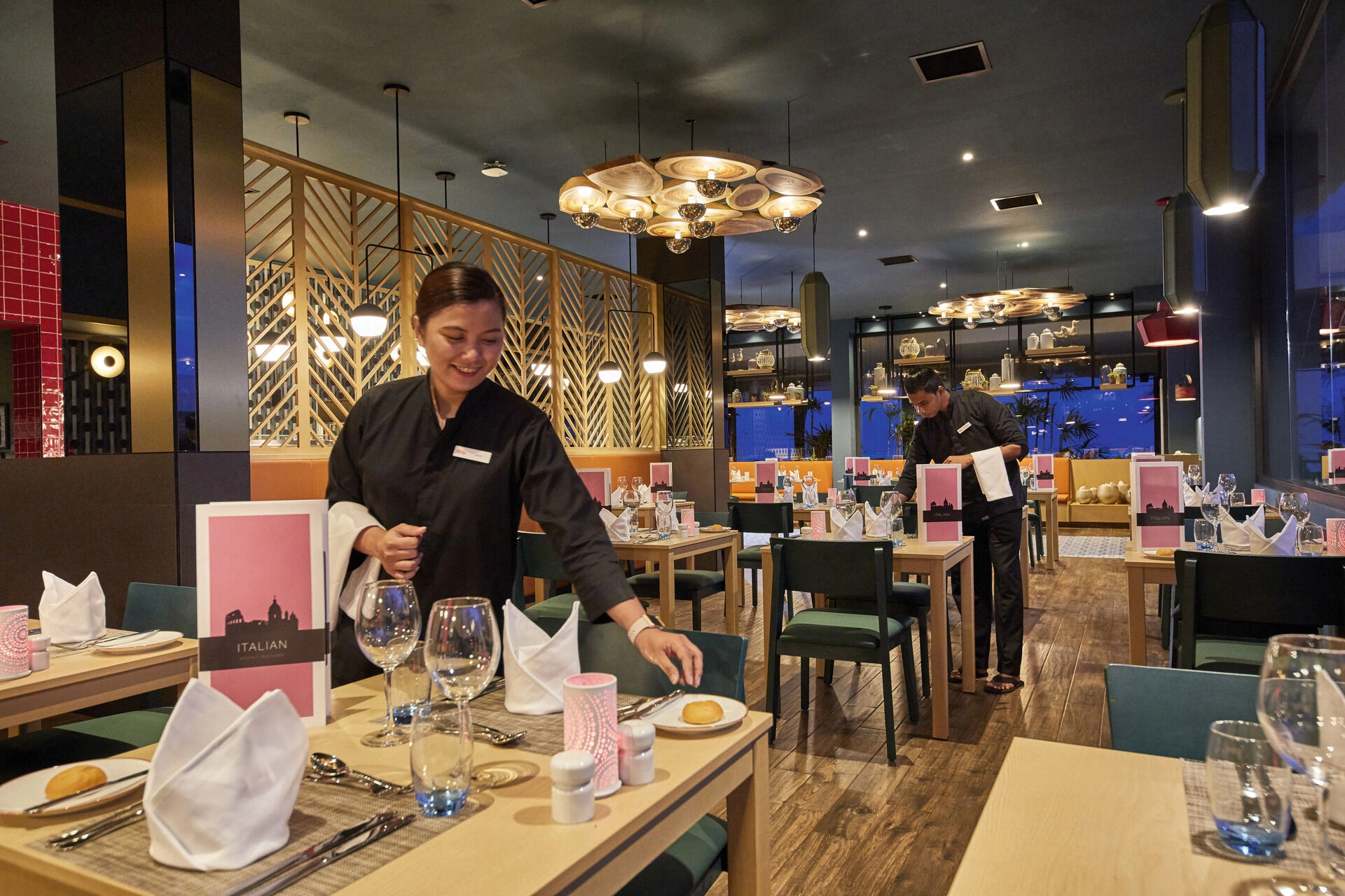 ATO_19_077_-_Italian_restaurant_at_Riu_Atoll.jpg