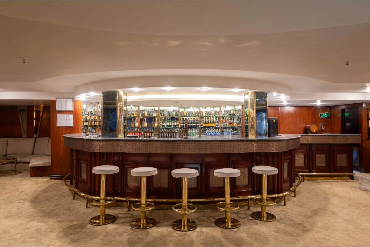 bar_1.jpg