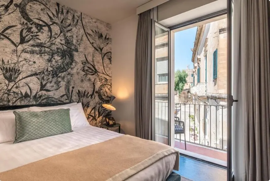Hotel 1.jpg