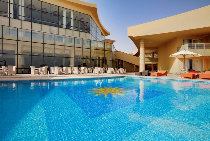 BTIR_POOL_004.jpg