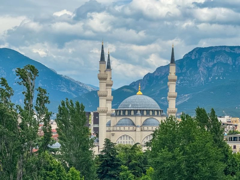 tirana_AdobeStock_1046619560.jpg
