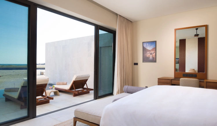 09_Pool_villa_bedroom.jpeg