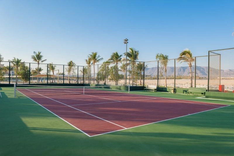 Al_Fanar_Salalah_tennis_(800x532).jpg