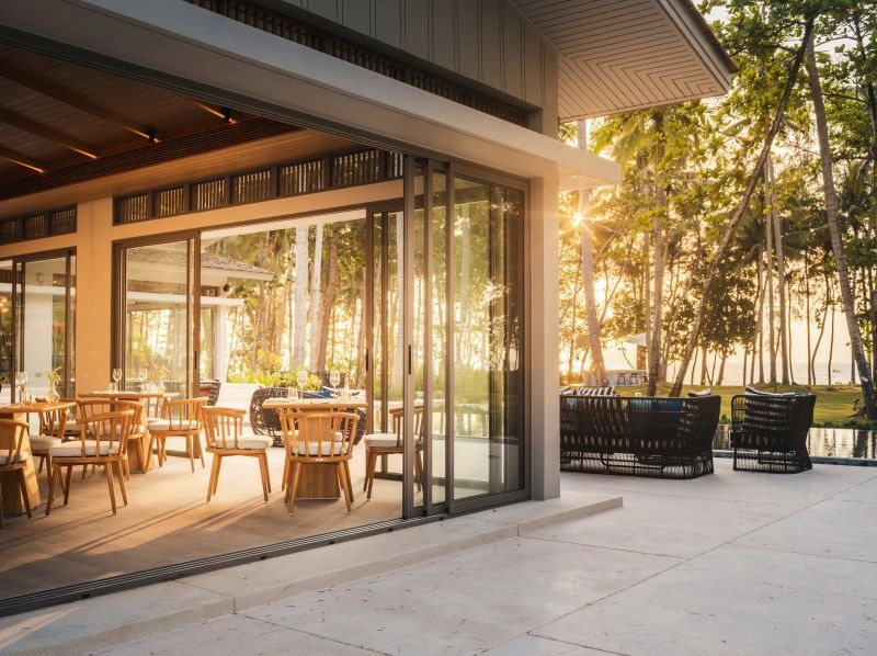 Avani_Plus_Khao_Lak_Resort_Restaurant_The_Beach_House_Daytime.jpg