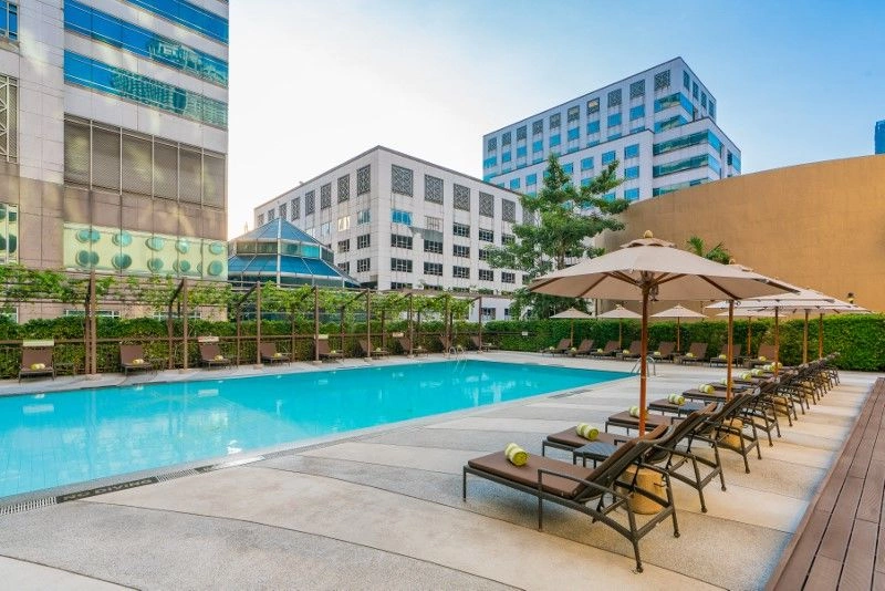 Duo Bangkok, Koh Lanta : Holiday Inn Bangkok Silom 4* & Avani+ Koh Lanta Krabi 5*