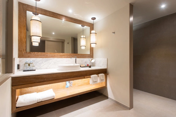 vue_663104_pgbighd.jpg