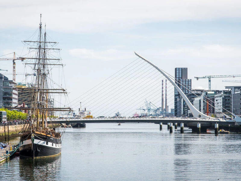 Circuit Combine Dublin, Belfast en train - De Dublin A Dublin