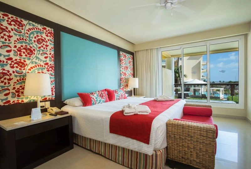 Prefered_Club_Suite_ocean.jpg
