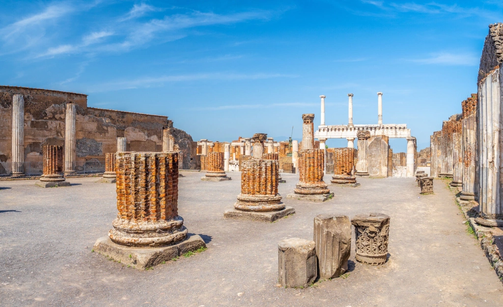 Pompei_AdobeStock_276365472.jpeg