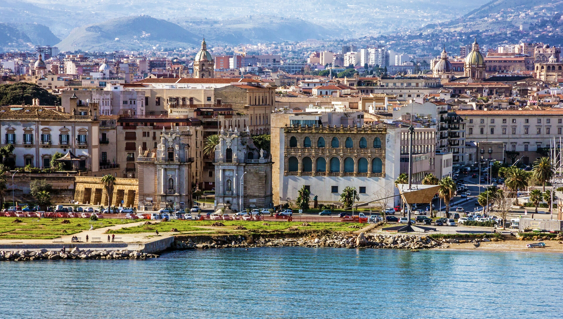 Palerme_AdobeStock_132681336.jpeg
