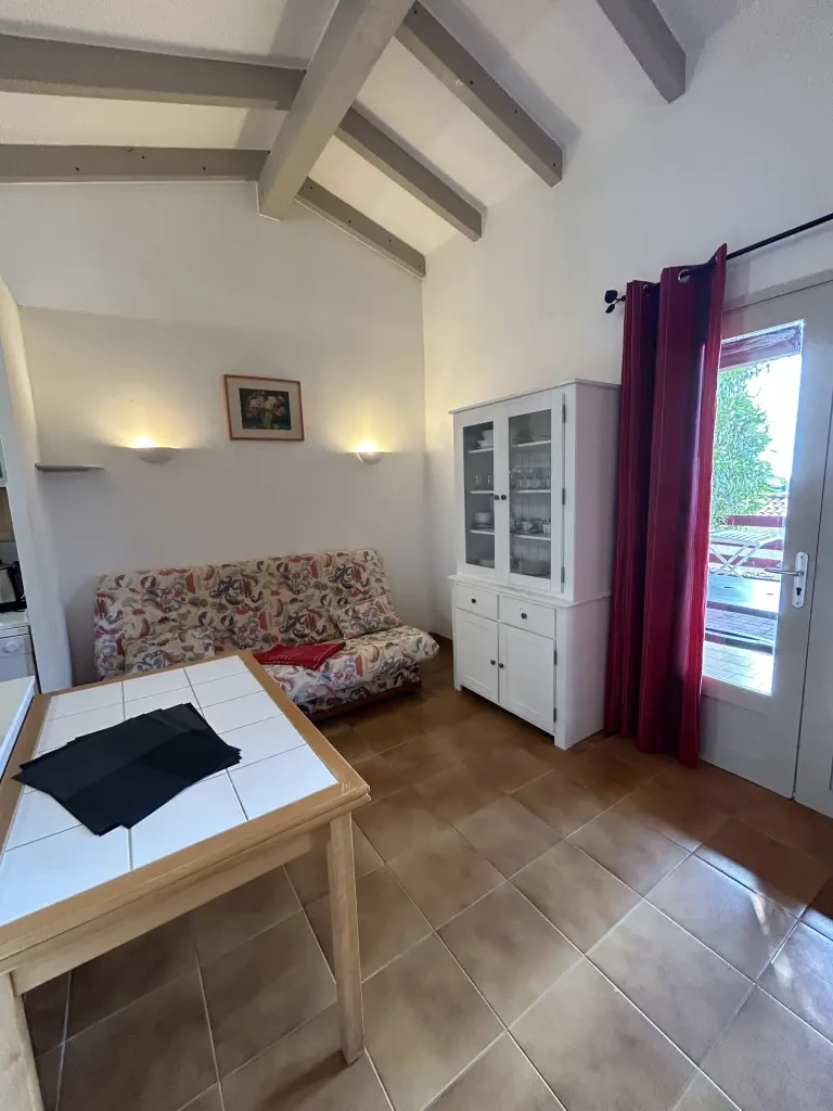  Évasion Corse : Votre Séjour de Rêve dans notre Résidence 3 Étoiles, villa pour 6 personnes, Vue Mer