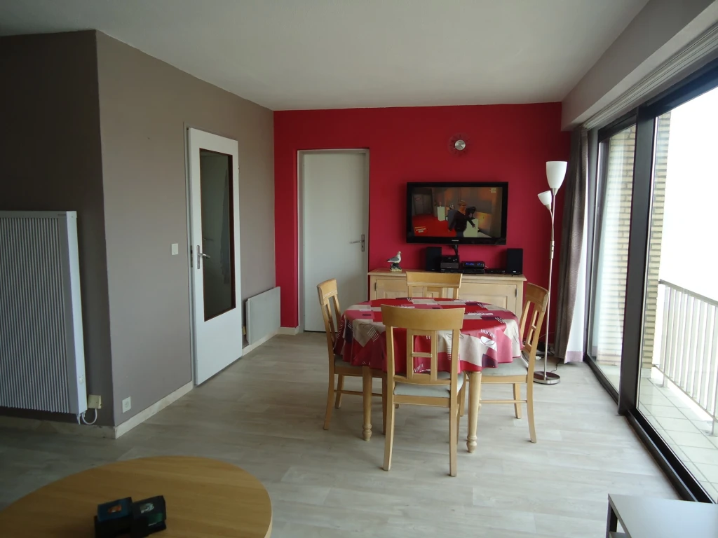 Appartement 1 chambre, vue latérale sur mer à Saint-Idesbald