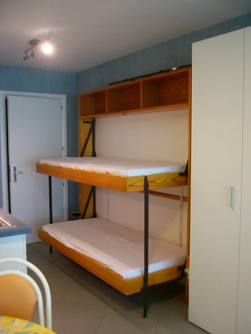 Studio vue mer avec piscine, sauna, salle de jeux et fitness