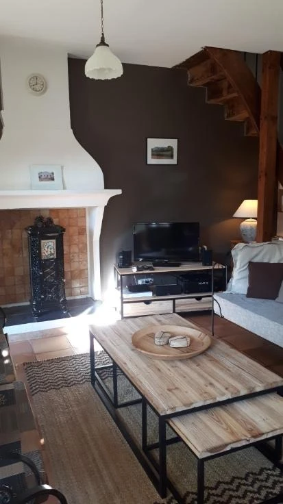 Jolie maison de charme avec jardin à l'anglaise et piscine