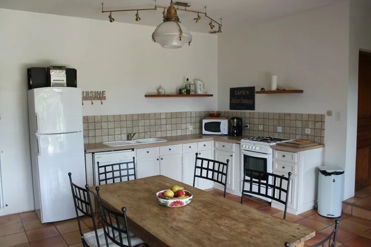 Jolie maison de charme avec jardin à l'anglaise et piscine