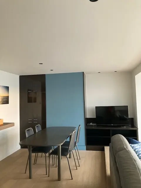 Penthouse de luxe à louer sur la digue à Nieuwpoort.  PRIX TOUT COMPRIS  (GARAGE, FRAIS)