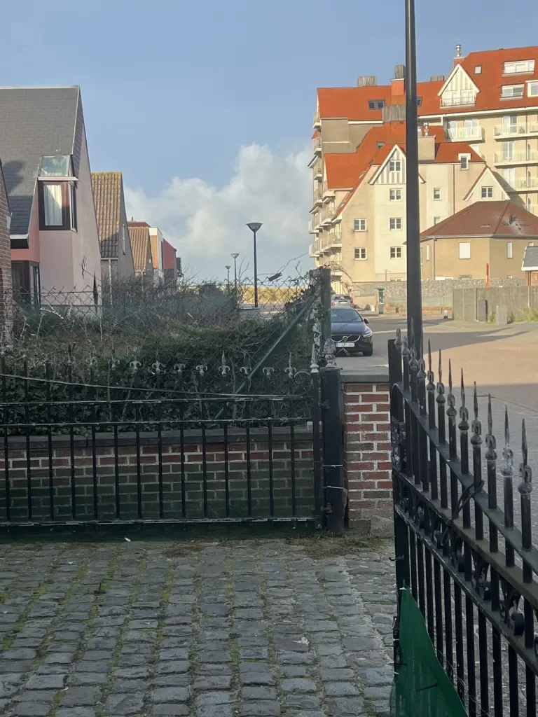 Westende, Villa 10 p dans les dunes et à 100 m de la plage