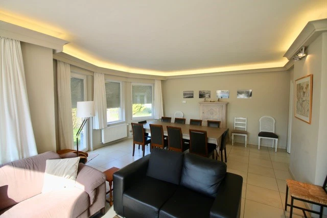 Belle villa Lijsterzang 12 à 14 personnes avec jardin située dans un quartier résidentiel à KOKSIJDE