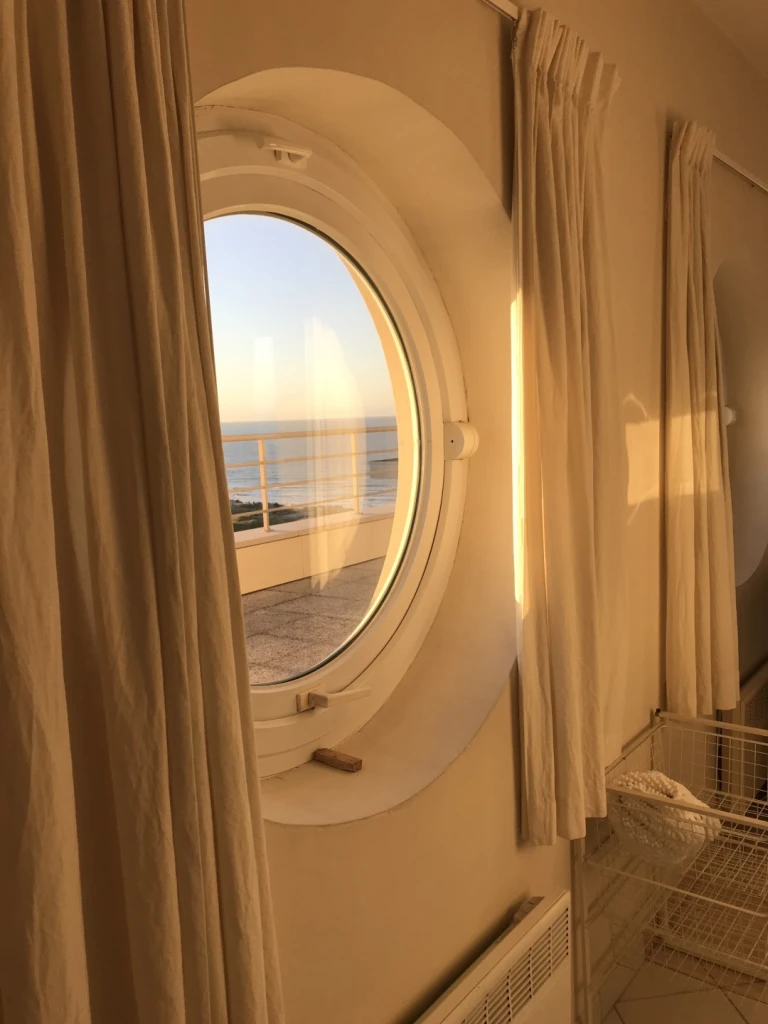 Penthouse en duplex avec vue panoramique sur la mer
