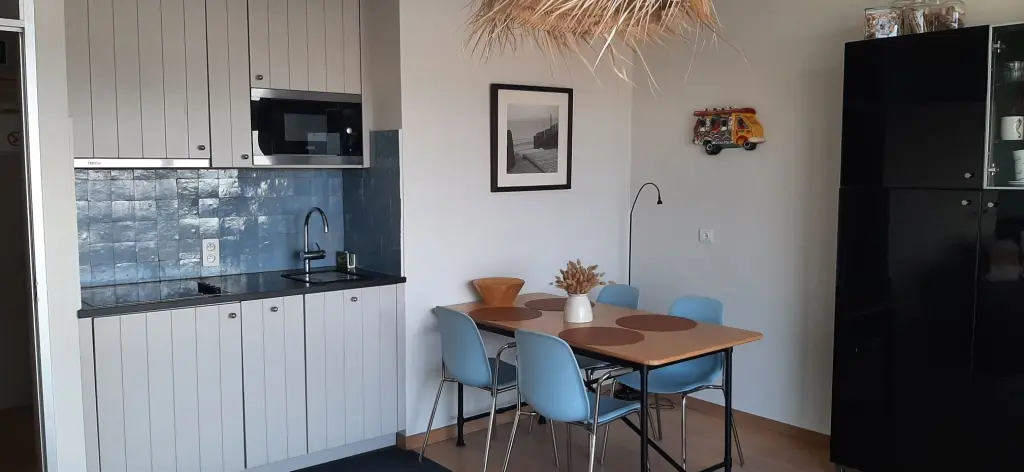 Studio avec vue frontale sur la mer et garage inclus