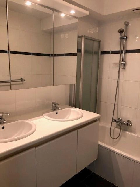Appartement à MAJESTIC / 9C