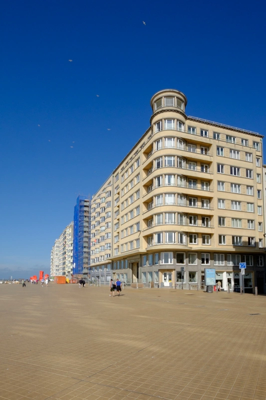 Appartement à Beau Site / 7 R