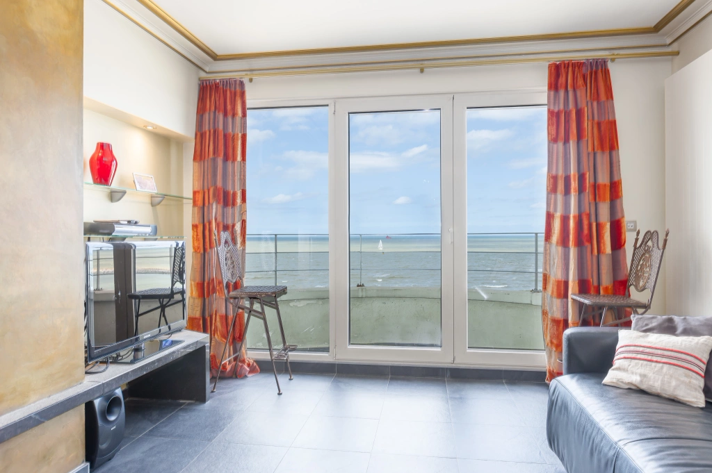 Appartement à Romanza / 0102