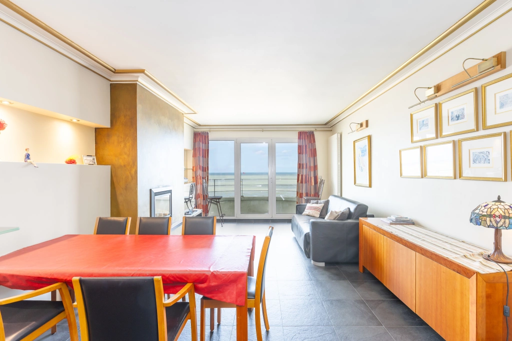 Appartement à Romanza / 0102