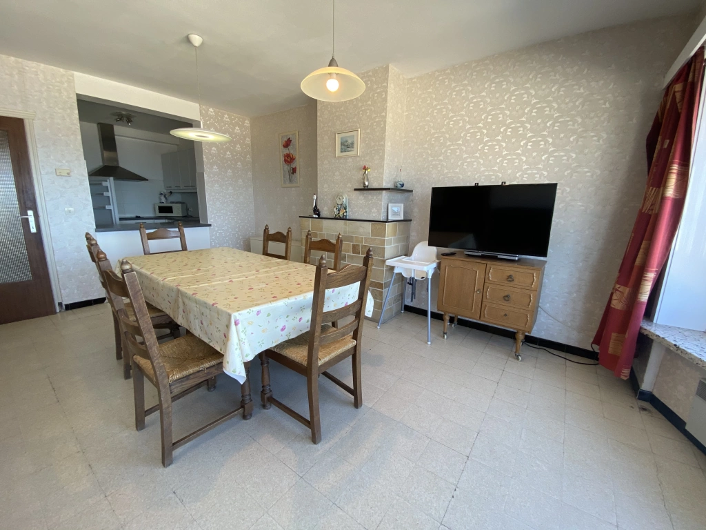 Appartement à Albert Elisabeth / 1