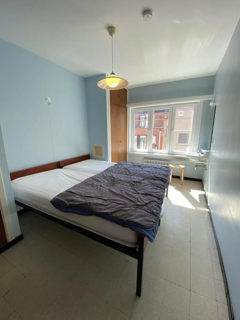 Appartement à Albert Elisabeth / 1