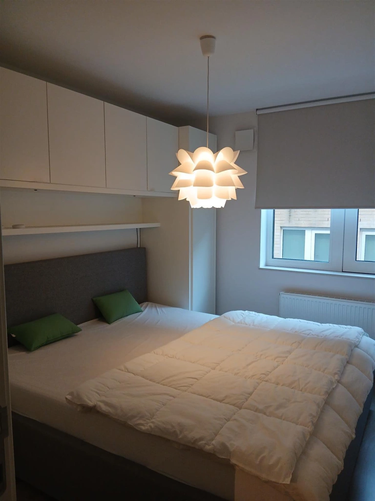 Appartement à QUEENS AVENUE / 0203