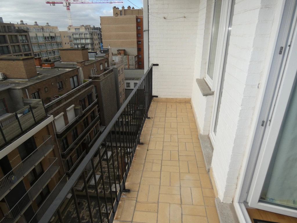 Appartement à ADMIRAL / 7 OOST/ 0702