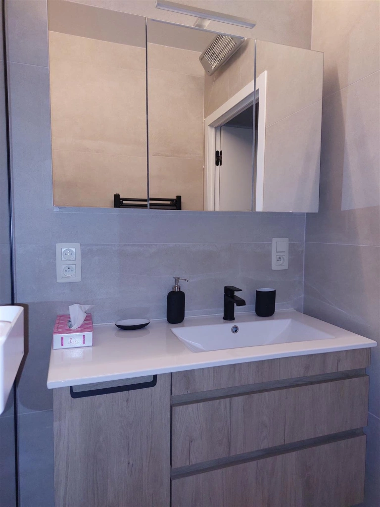 Appartement à EUROP. / 2C