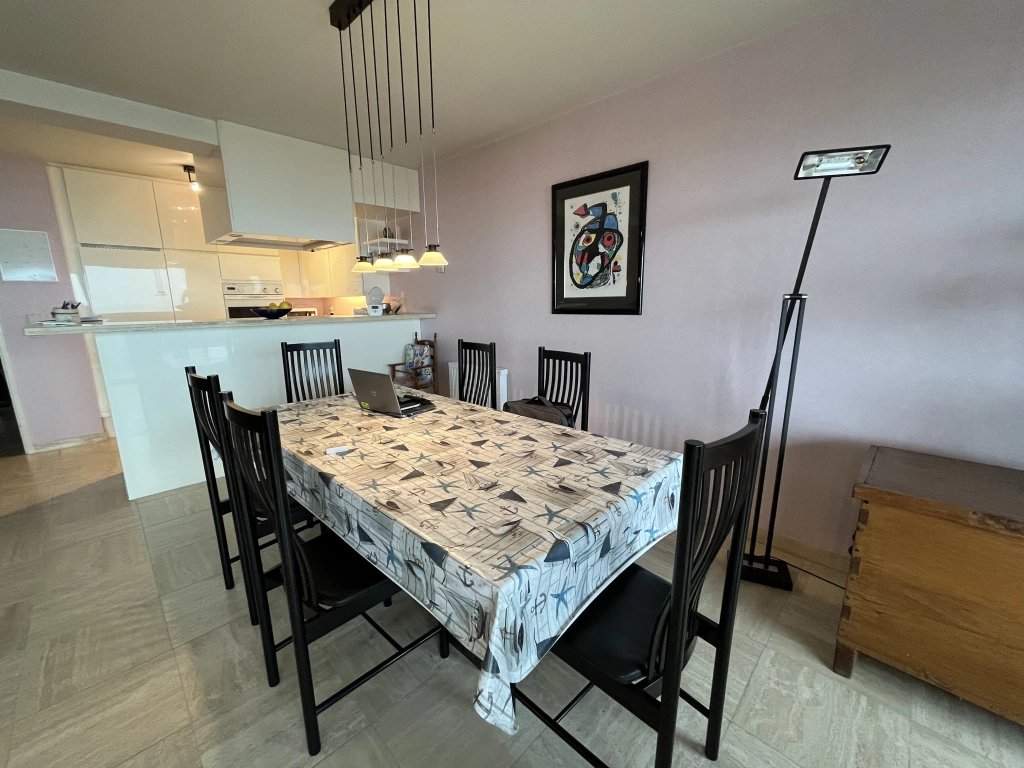 Appartement à RIVIERA / 0201
