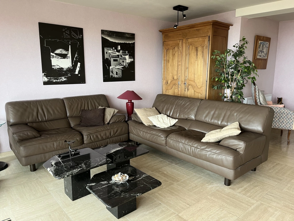 Appartement à RIVIERA / 0201